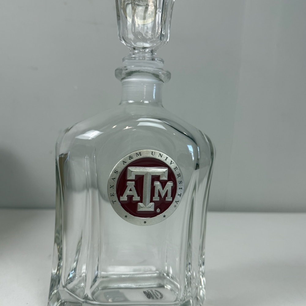 Texas A&M University 24 oz. Glass Capitol Decanter w Pewter Casting NIB New